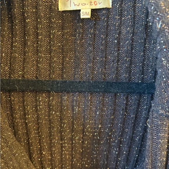 Elegant Brown Sweater with Ribbon Tie - Picture 3 of 4